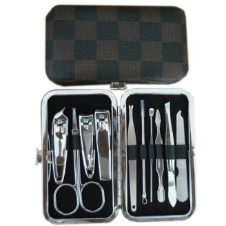 Deluxe Manicure Set in a Travel Case Deluxe Manicure Set in a Travel Case